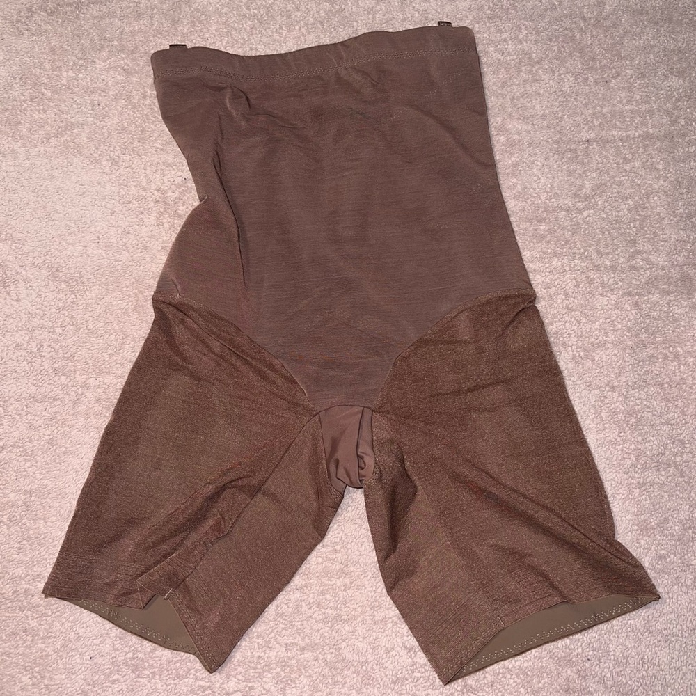 HoneyLove Mocha Super Power
Short Sculptwear, Large